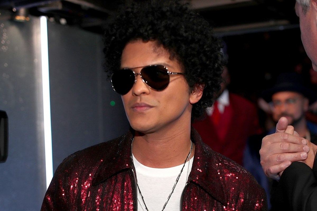 bruno mars responds cultural appropriation claims it just bruno mars responds cultural appropriation claims it just