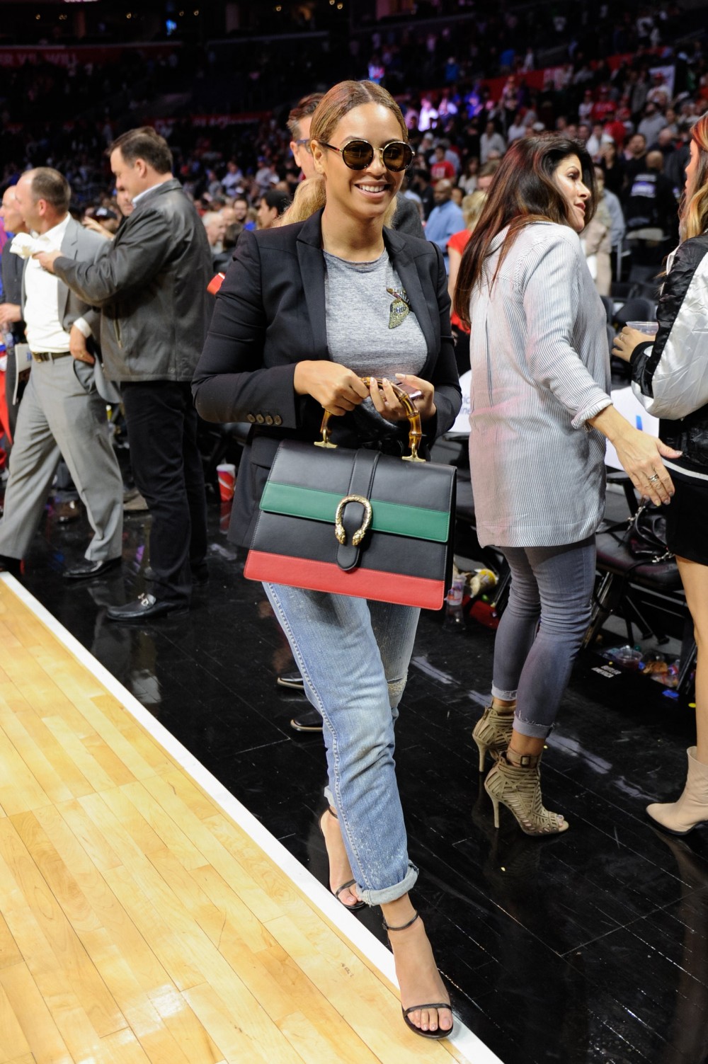 Beyonc with one of her many Gucci bamboo bags